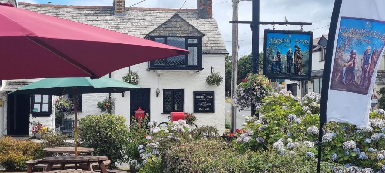 Cornish Arms Inn Port Isaac 2 Miles Pendoggett エクステリア 写真