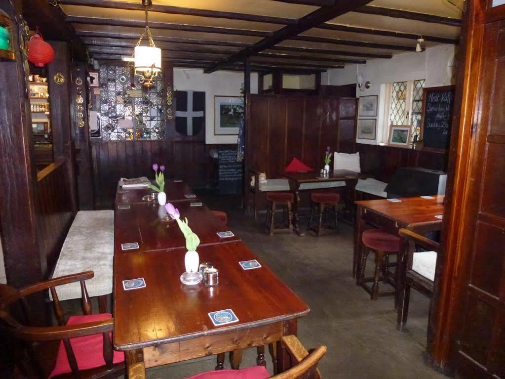 Cornish Arms Inn Port Isaac 2 Miles Pendoggett エクステリア 写真